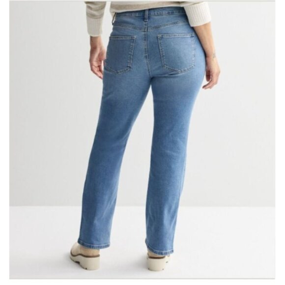 Womens Sonoma Size 10R Denim Jeans Goods For Life Curvy Mid Rise Bootcut Casual - Picture 3 of 14